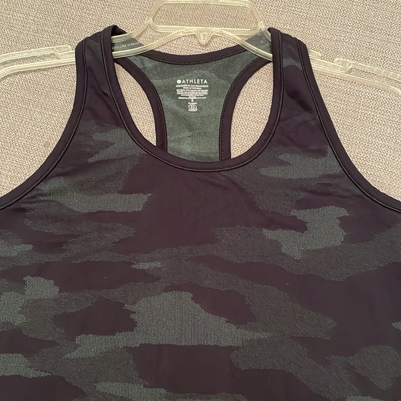 ATHLETA Athletic Racerback Tank Top Small Camouflage Pattern Like New - Picture 7 of 12